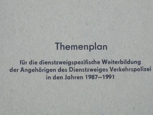 Ddr polizei handbuch - polizei,